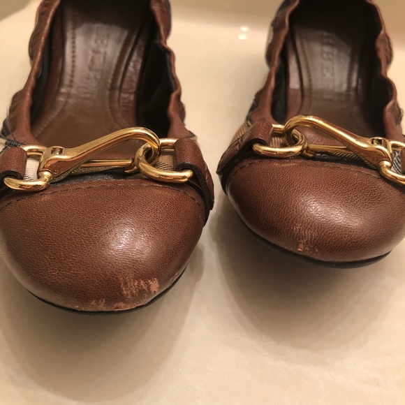 Authentic Burberry flats - Picture 3 of 6